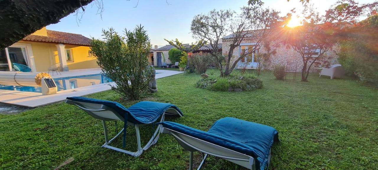 Petit Gite De Provence Мазан Екстериор снимка