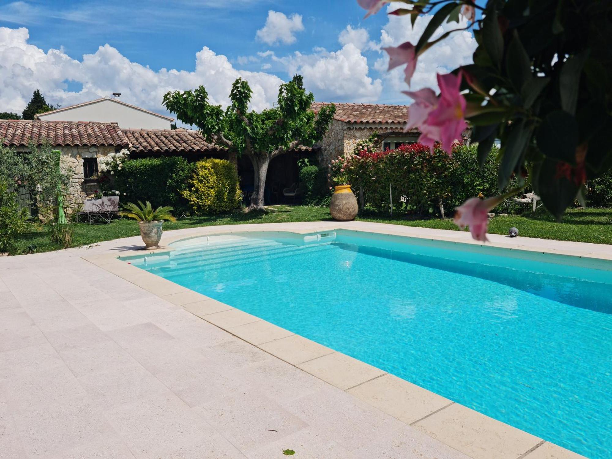Petit Gite De Provence Мазан Екстериор снимка